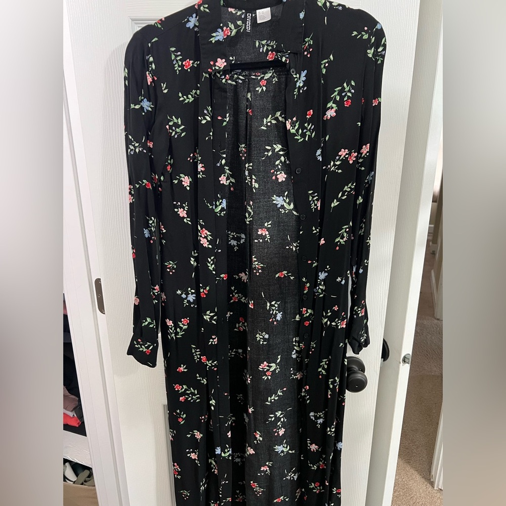 Long sleeve floral drss